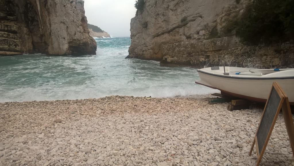 Holiday Home Stiniva فيس المظهر الخارجي الصورة